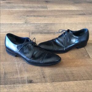 Salvatore Ferragamo shoes in size 8D